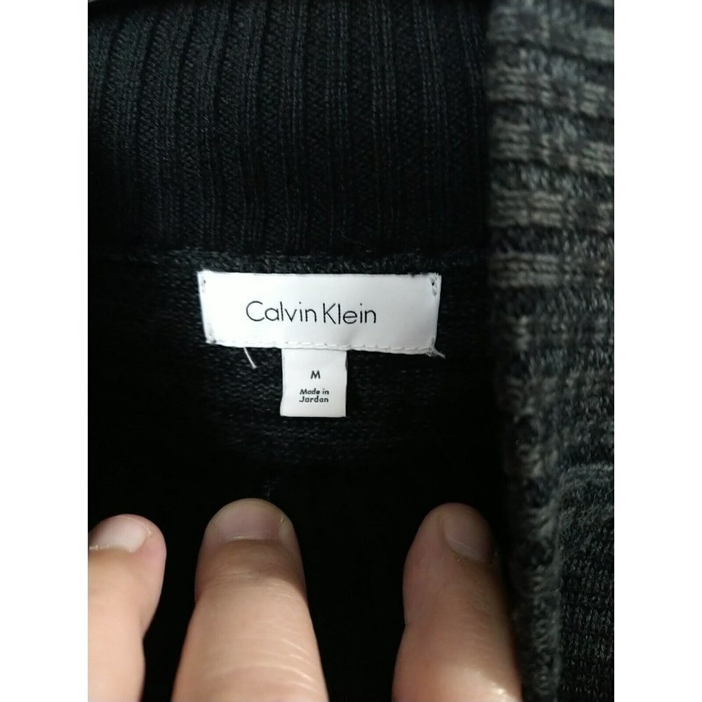 CALVIN Klein Men's 1/4 Zip Grey Black Heather Pullover high neck Sweater. Size M - Picture 10 of 12